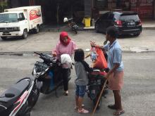 Terbelakang Mental, Abdul Pantang Meminta