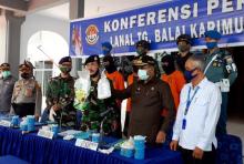 Coba Kecoh Aparat, Penyelundup Sabu Berlagak Seperti Nelayan