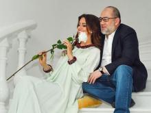 Miss Moscow Jual Cincin Kawin Demi Anaknya yang Tak Diakui Sultan Malaysia
