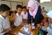 Tak Hanya PNS, Guru dan Murid Juga Butuh Tunjangan Pulsa