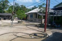 Warga Risih, Kabel Listrik Berserakan di Halaman Rumah dan Jalan