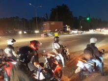 Warga Keluhkan Debu Proyek Simpang Kabil 