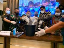 Kapolres dan Pejabat Karimun Rame-rame Rendam 2 Kg Sabu
