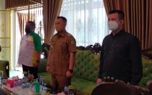 Nizar Minta KONI Lingga Majukan Olahraga hingga Bantu Berantas Narkoba