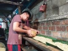 Jeritan Perajin Tahu Tempe Tanjungpinang Hadapi Mahalnya Kedelai