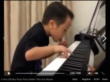 [VIDEO] Bocah 4 Tahun Ini Bermain Piano Melebihi Master