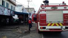 Ruko Rasa Sayang di Kijang Dilalap Api