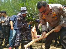 Sambangi Pulau Nipah, Wakapolda Kepri: Kami Siap Support Perbatasan 