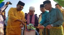 Bupati Karimun Resmikan Pelabuhan dan Kantor Desa Tebias