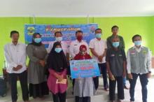 Salurkan BLT DD Tahap III di Desa Limbung, Nizar: Manfaatkan Sebaik Mungkin