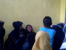 Ibu Siswi SMAN 1 Batam Korban Pembunuhan Shock Berat. Menangis Sepanjang Waktu