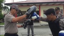Kapolres Karimun Asah Kemampuan Beladiri Personel