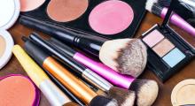 Jaga Riasan Selama Lebaran, Siapkan 5 Make Up Ini