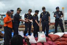 Bea Cukai Cemas Stok Beras di Karimun Jelang Ramadan