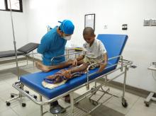 Kaki Remaja Asal Natuna Ini Membusuk Karena Tak Mampu Berobat