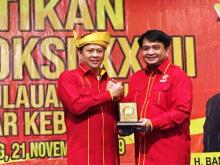 Dilantik Bamsoet, Ade Angga Resmi Pimpin Soksi Kepri