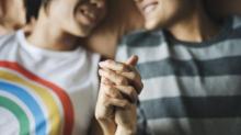 Transaksi Seks Vulgar Komunitas Gay di Batam
