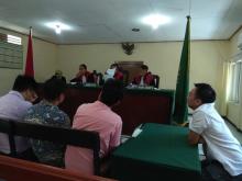 Kasus Dugaan Mikol Ilegal, Mulyadi Tan Didakwa Jaksa Pasal Berlapis