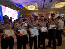 Polres Karimun Terima Penghargaan Pelayanan Publik