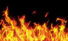 Marah Gagal Terbang, Menteri Pakistan Bakar Baju di Bandara