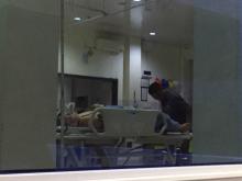 Foto-foto Kondisi Korban Penikaman Amat Tantoso Makin Kritis, Naik Meja Operasi