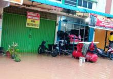 Curhat Warga Ruko Legenda Point: Banjir Selalu Datang Tiap Hujan