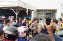 Warga Cipta Asri Tahap III Geruduk Proyek Perumahan Renggali, Ini Tuntutannya