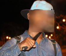 Beredar Foto Pentolan Geng Motor Menghunus Sangkur ke Leher