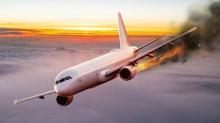 Pakistan Airlines Bawa 107 Penumpang Jatuh di Karachi 