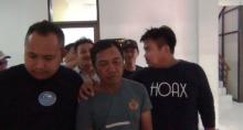 Dapat! Polisi Bekuk Pria Pemukul Perempuan Salat di Masjid