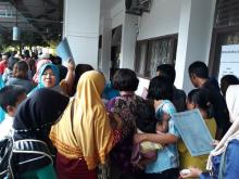 Antrean Sejak Subuh, Pendaftaran PPDB Online Tak Jalan?