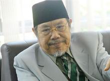 Menteri Agama era Gus Dur KH Tolchah Hasan Tutup Usia
