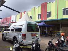 Petugas Medis Cek Kesehatan PPK Selama Proses Rekapitulasi Suara 