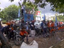 Buruh Batam: Kami Tak Perlu Gubernur, karena Dia Tak Peduli Buruh!