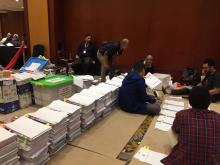 KPU Kepri Serahkan Ratusan Kilo Barang Bukti ke MK
