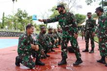 Selamat! 7 Prajurit TNI AL di Lingga Naik Pangkat