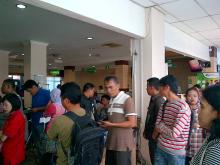 Tiap Hari Kantor BPJS Ketenagakerjaan Dipadati Warga Batam. Ini Alasannya