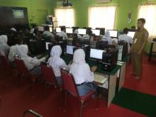 Deretan Siswa Peraih Nilai Tertinggi UN Tingkat SMA Se-Kepri
