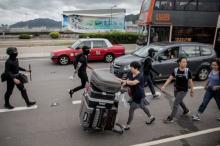 Demonstran di Hong Kong Blokir Rel Kereta Api Bandara