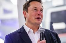 Fantastis! Elon Musk Kantongi Rp 25 Triliun dalam Sehari