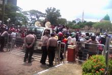 Warga KKSS Desak Pasukan TNI Ditarik dari Bukit Baloi Dam