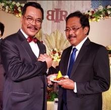 Mesra di Acara Tunangan Mahardika Respaty, Nurdin-Soerya Jadian?