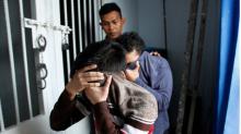 Pertama Kali Pasangan Gay Dihukum Cambuk di Aceh