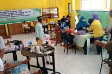 STIKES Awal Bros Batam Gelar Sunatan Massal di Lingga