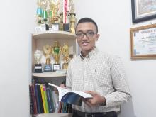 Timothy Dua Kali Gegerkan Batam: Dulu Diculik, Kini Raih Prestasi UN