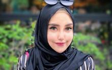 Salmafina Sunan Lepas Hijab, Sang Ayah Bungkam