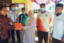 #DiRumahAja, Muslim Singapura Bantu Sembako Warga Belat