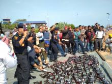DJBC Kepri Musnahkan Barang Bukti Tangkapan Termasuk Ribuan Handphone
