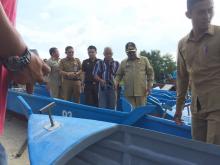 Nelayan Karimun Terima Bantuan Alat Tangkap Ikan Dari Pemerintah
