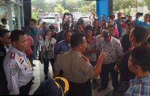 Kena Modus Pesanan Palsu, Driver Taksi Online Geruduk Kantor Dishub Batam